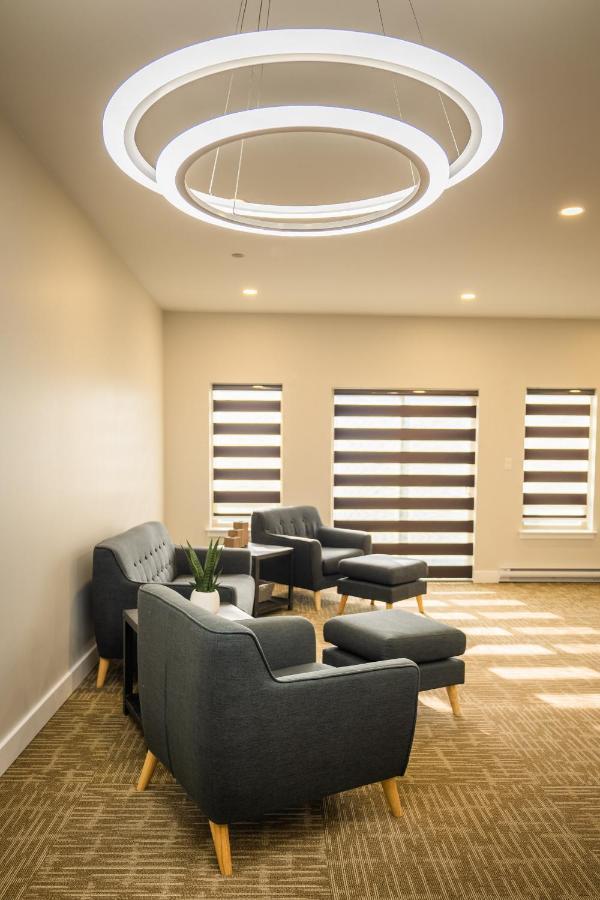 Quality Inn Sunshine Suites Terrace Extérieur photo