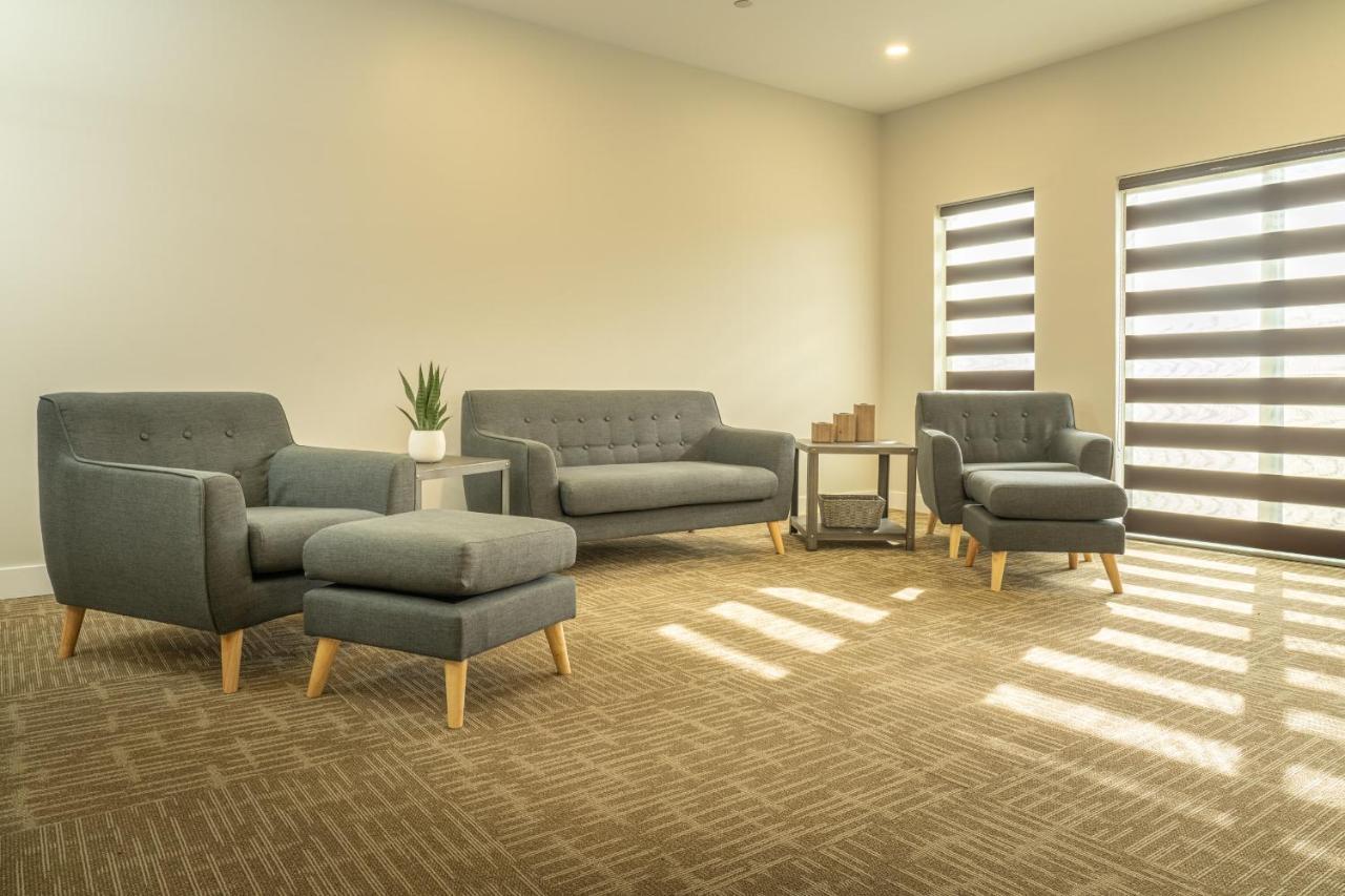 Quality Inn Sunshine Suites Terrace Extérieur photo