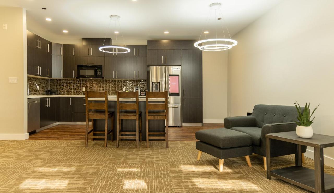 Quality Inn Sunshine Suites Terrace Extérieur photo