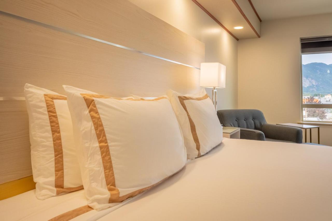 Quality Inn Sunshine Suites Terrace Extérieur photo