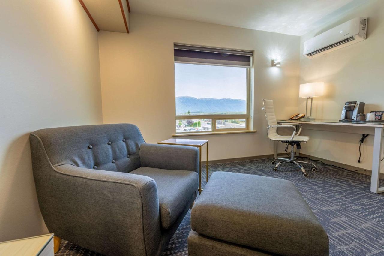 Quality Inn Sunshine Suites Terrace Extérieur photo